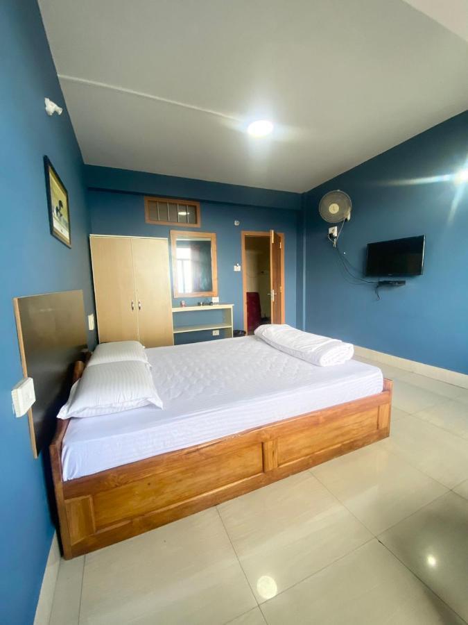 Chief Guest House Āīzawl エクステリア 写真