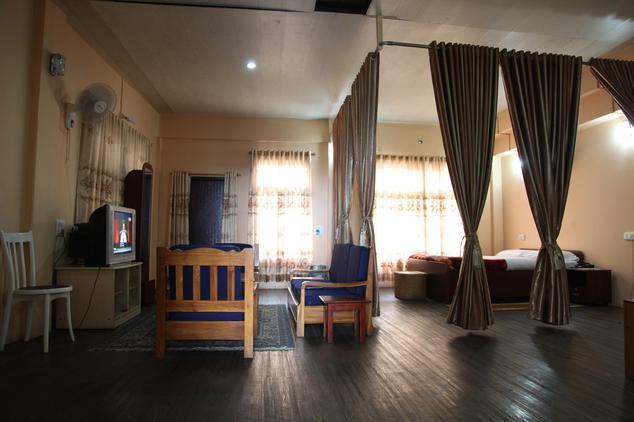 Chief Guest House Āīzawl エクステリア 写真