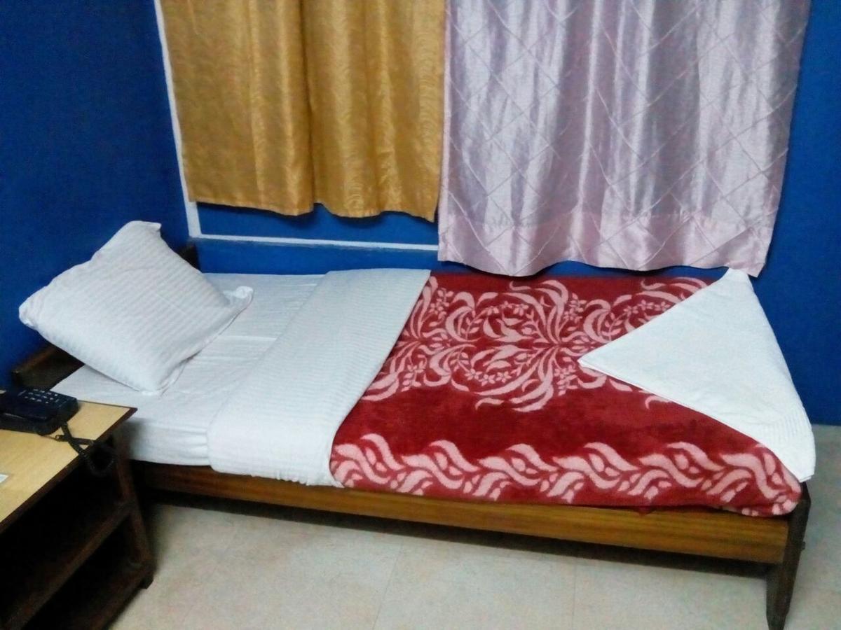 Chief Guest House Āīzawl エクステリア 写真