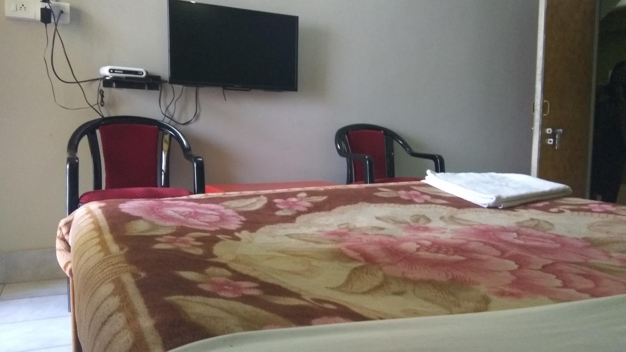 Chief Guest House Āīzawl エクステリア 写真